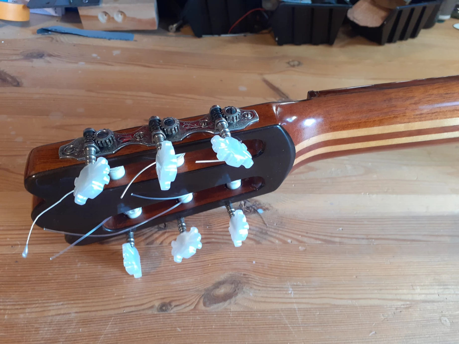 Rudolf Stark Konzertgitarre Restaurierung – Detailansicht 11 – Gitarrenreparatur Heier Guitars bei Dresden und Meißen